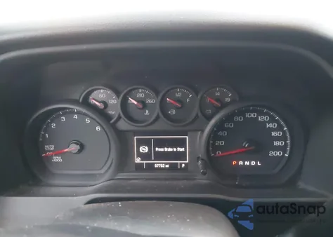 2022 Chevrolet Silverado 1500 Custom Trail Boss z USA, uszkodzony, nr VIN 3GCPDCEK2NG533954